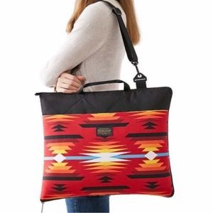 Pendleton Packable Blanket